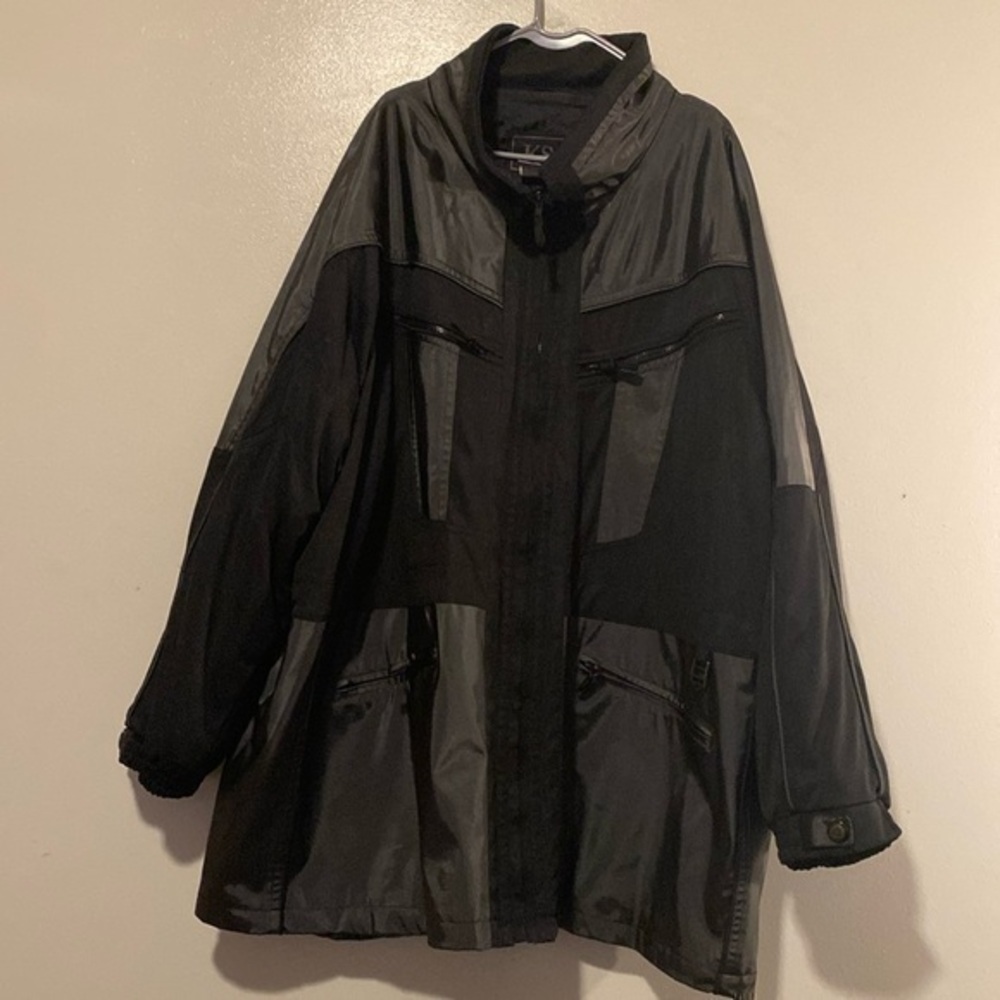 KS Selection 2 tone blk multi pocket full front zip up quilt lined jacket